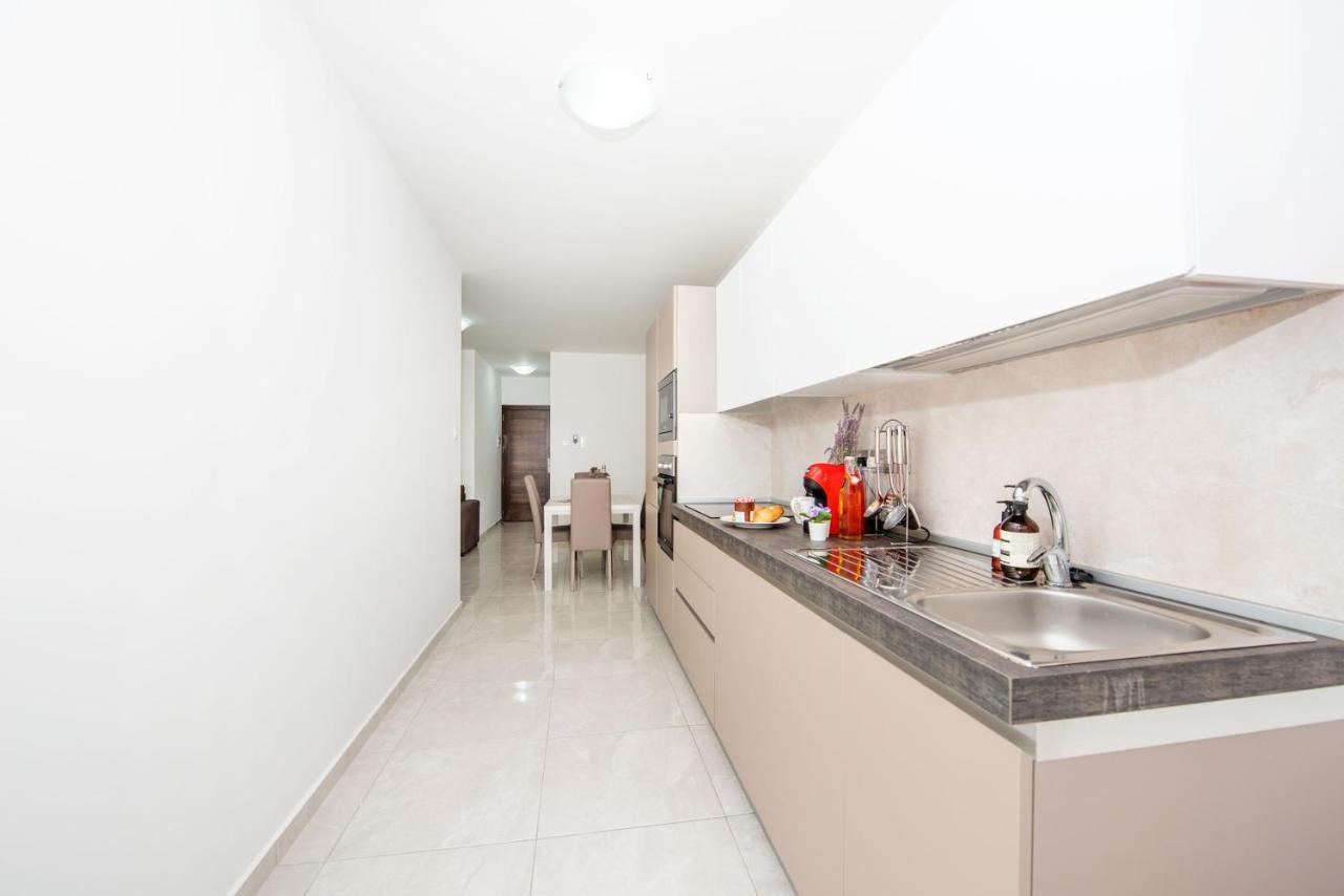 Flotta Island Apartments Gzira Екстер'єр фото