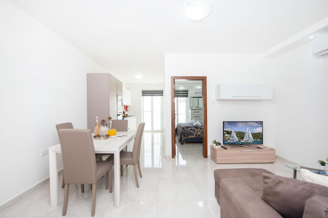 Flotta Island Apartments Gzira Екстер'єр фото
