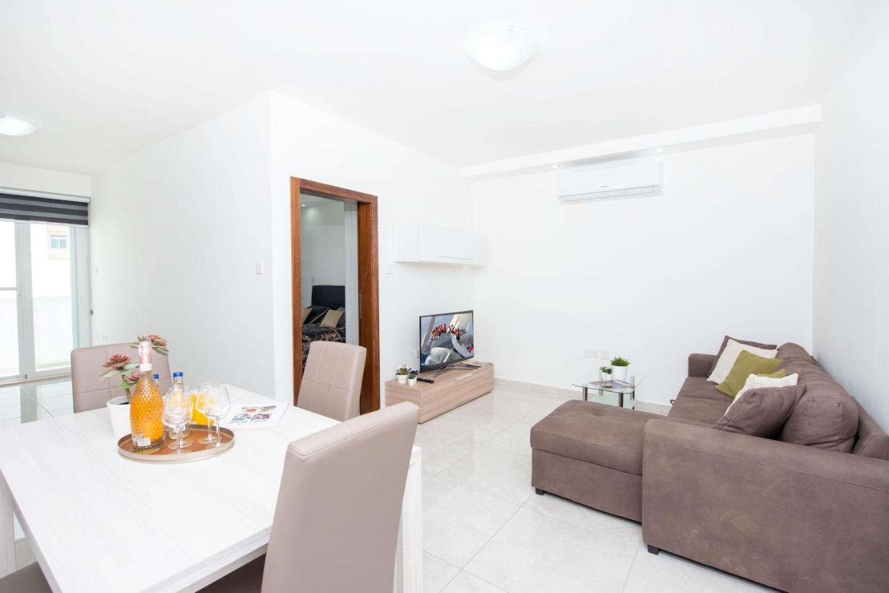 Flotta Island Apartments Gzira Екстер'єр фото
