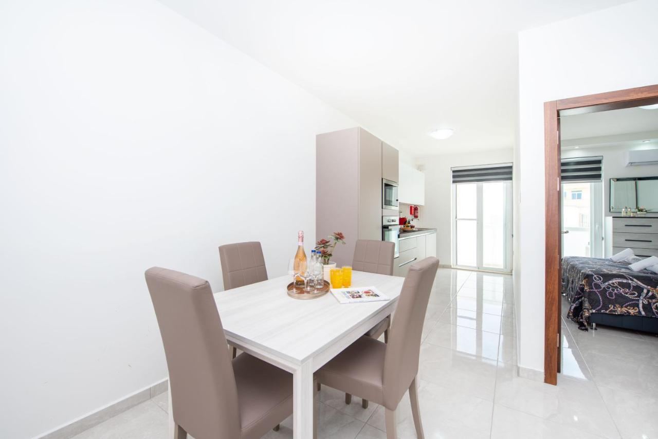 Flotta Island Apartments Gzira Екстер'єр фото