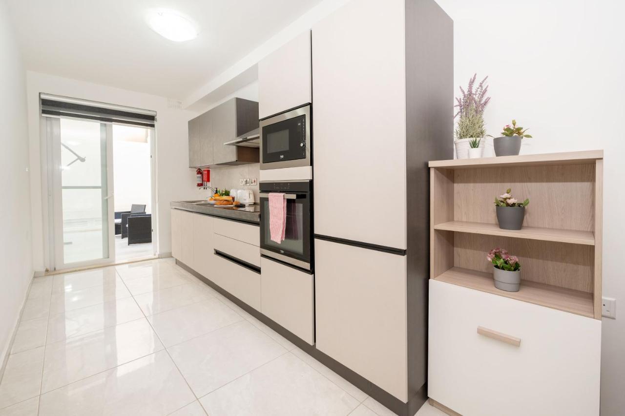 Flotta Island Apartments Gzira Екстер'єр фото