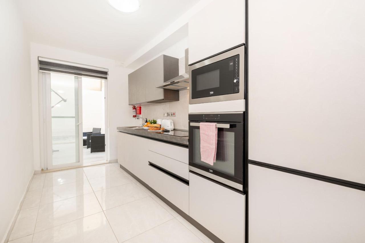 Flotta Island Apartments Gzira Екстер'єр фото